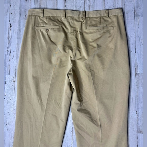 Orvis Pants Mens 42x30 Pleated Golf Straight Leg Casual Tan - Picture 10 of 11